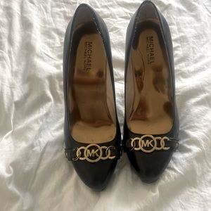 Michael Kors Black shoes size 7.5 M